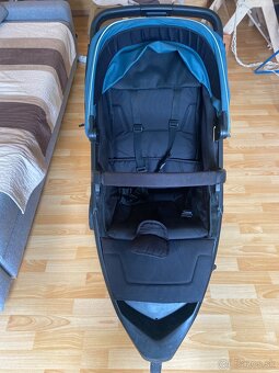 Thule spring Majolica blue on Black - 3