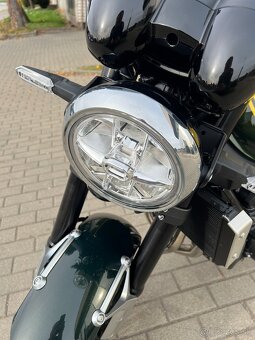 Kawasaki Z900 RS - 3