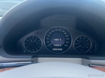 Mercedes W211 - 3