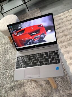 15.6" HP 850 G5/ CoreI5/ 16GB RAM/ 256GB SSD/ Intel Grafika - 3