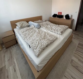 IKEA MALM spálňa - 3