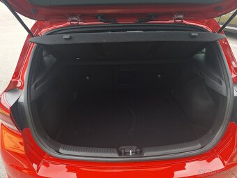 Hyundai i30 HB 1.5T-GDi 6MT PLAY - 3
