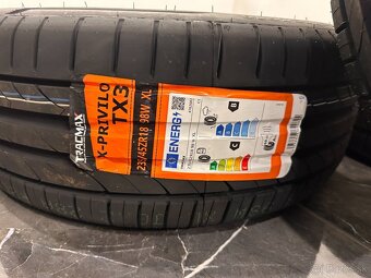 kolesa vw passat Dartford r18 letní 3G0601025BQ - 3