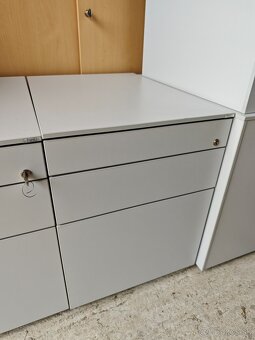 Šuflíkovy kancelársky kontajner - 3