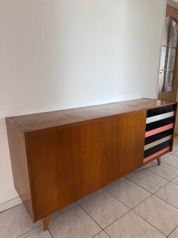 Predám dve komody 300€/ks Dizajnér: Jiroutek Jiří - 3