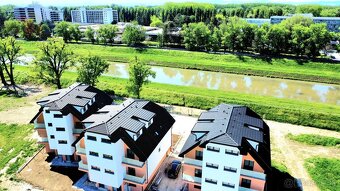 NA PREDAJ – 2-izbový byt 60 m2 v novostavbe RiverResort, Ban - 3
