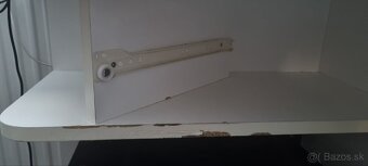 Rohový počítačový stolík - 3