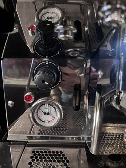 Predám 2-páka kávovar LÍRA - 3