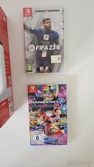 Nintendo Switch OLED + 2 hry (Mario Kart 8 Deluxe + FIFA 23) - 3