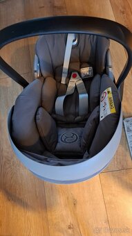 CYBEX Model Cloud Z i-Size - 3