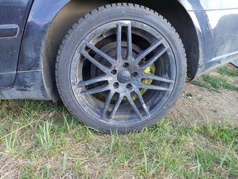 Rozpredám Audi A4B7 Avant 2.0 103kw - 3