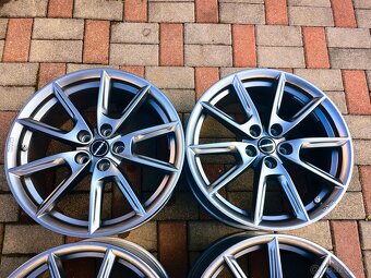 Borbet - Škoda, Volkswagen, Seat 5x112 r18 - 3