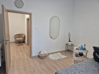 Kancelária - Obchodný priestor - 3