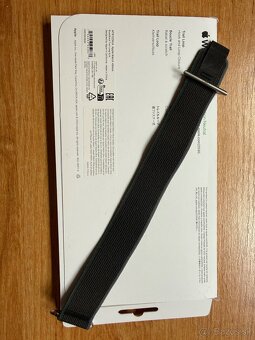 Apple Watch 49mm Blue/Black Trail Loop - S/M - 3