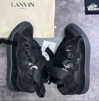 Lanvin curb - 3