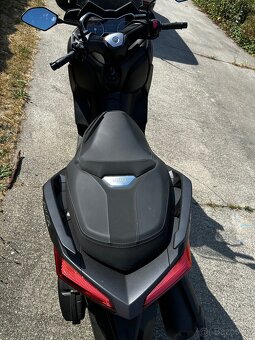 Yamaha XMAX 125 len 2000km - 3