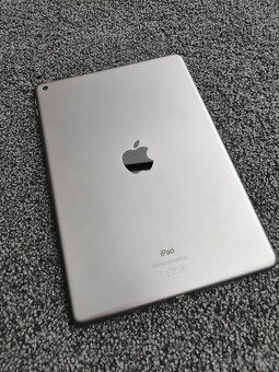 iPad 8gen 32 GB - 3