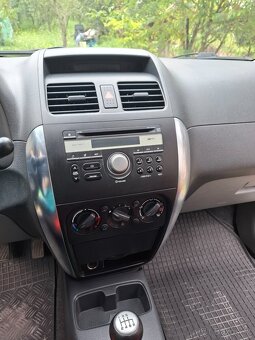 Predam suzuki sx4 1.9 dti - 3