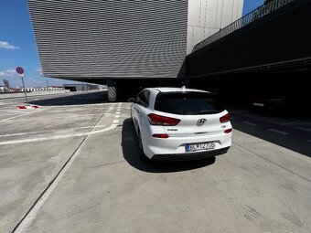 Hyundai i30 1.6 CRDi STYLE 100kW | FULL LED | Keyless - 3