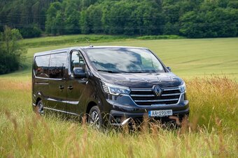 Prenájom 8 miestne auto – Nový Renault Trafic SpaceClass - 3