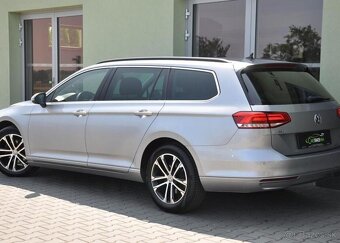 Volkswagen Passat 2.0TDi COMFORTLINE NAVI ČR 1M 110 kw - 3