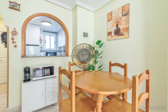 Apartmán 3+kk s balkónom a bazénom Torrevieja-Španielsko - 3