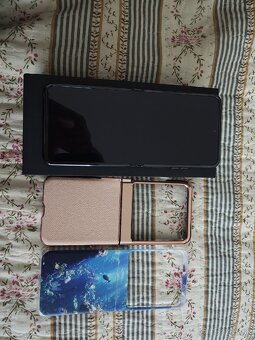 Motorola razr 40 ultra - 3