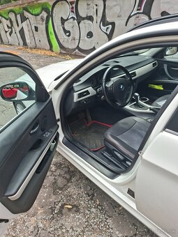 Predám BMW 320D kombi automat, 2011 - 3