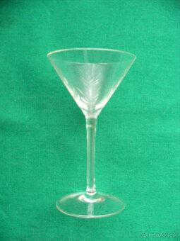 rôzne poháre, poháriky - 3