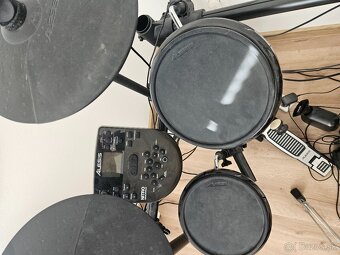 Alesis Nitro - 3