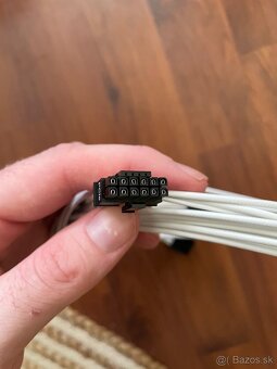 Corsair Premium 12+4pin PCIe Gen 5 12VHPWR - 3