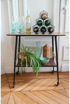 Predám kovový držiak na víno - 3