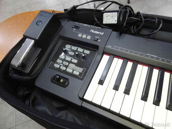 Digitálne piano - klavír - Roland RD-64 aj s púzdrom - 3