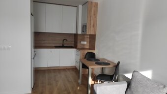 2 izb. Ovocné sady (Ivánska cesta)-parking, pivnica v cene - 3