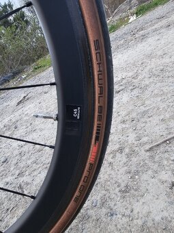 Giant Propel Advanced 2 carbon "L" - 3