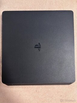 Herná konzola PlayStation 4 1 TB Slim - 3