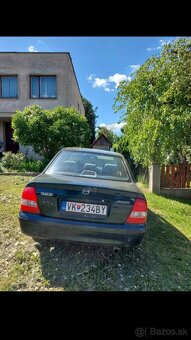 Mazda 323 - 3