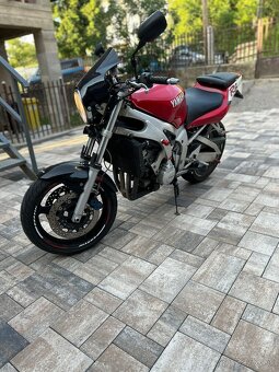 Yamaha R6 2003 - 3