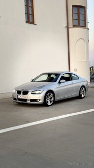 BMW e92 330i (200kw) 6q manual - 3