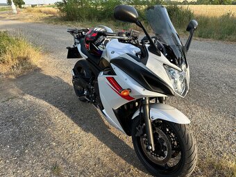 Yamaha xj6 - citat dokonca - 3