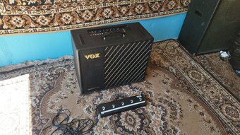 Vox VT100X + footswitch - 3