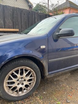 Volkswagen Golf 4 - 3