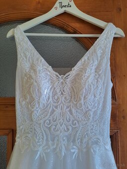 Trblietavé svadobné šaty - 3