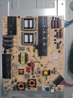 Na ND predám 3D LED 4K Ultra HD TV SMART ORAVA LT-1390 A10 - 3