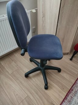 Kancelárska stolicka - 3