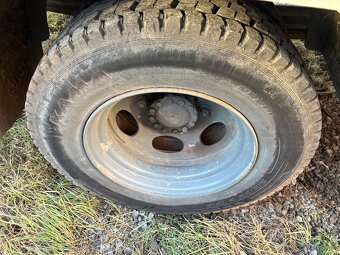 Pneu 215/75 r 17,5 obute na diskoch - 3