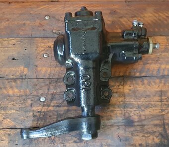 Nissan Patrol - Riadenie - 3