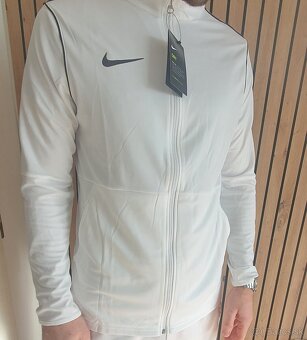 Nike (Mikiny, bundy, súpravy) - 3
