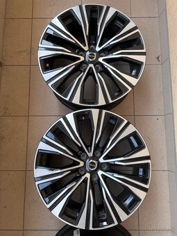 Elektróny Volvo R18 - 3