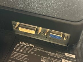 17 palcový Monitor Philips - R.V 2018 - 17S4L - 3